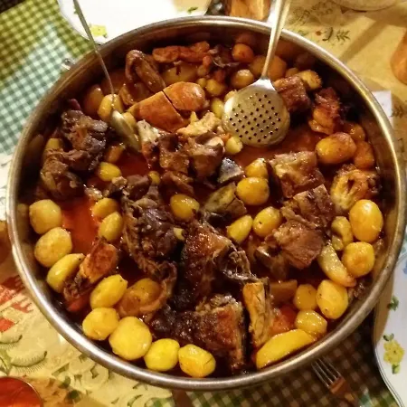 بيت ضيافة Flower Double Split - 4*